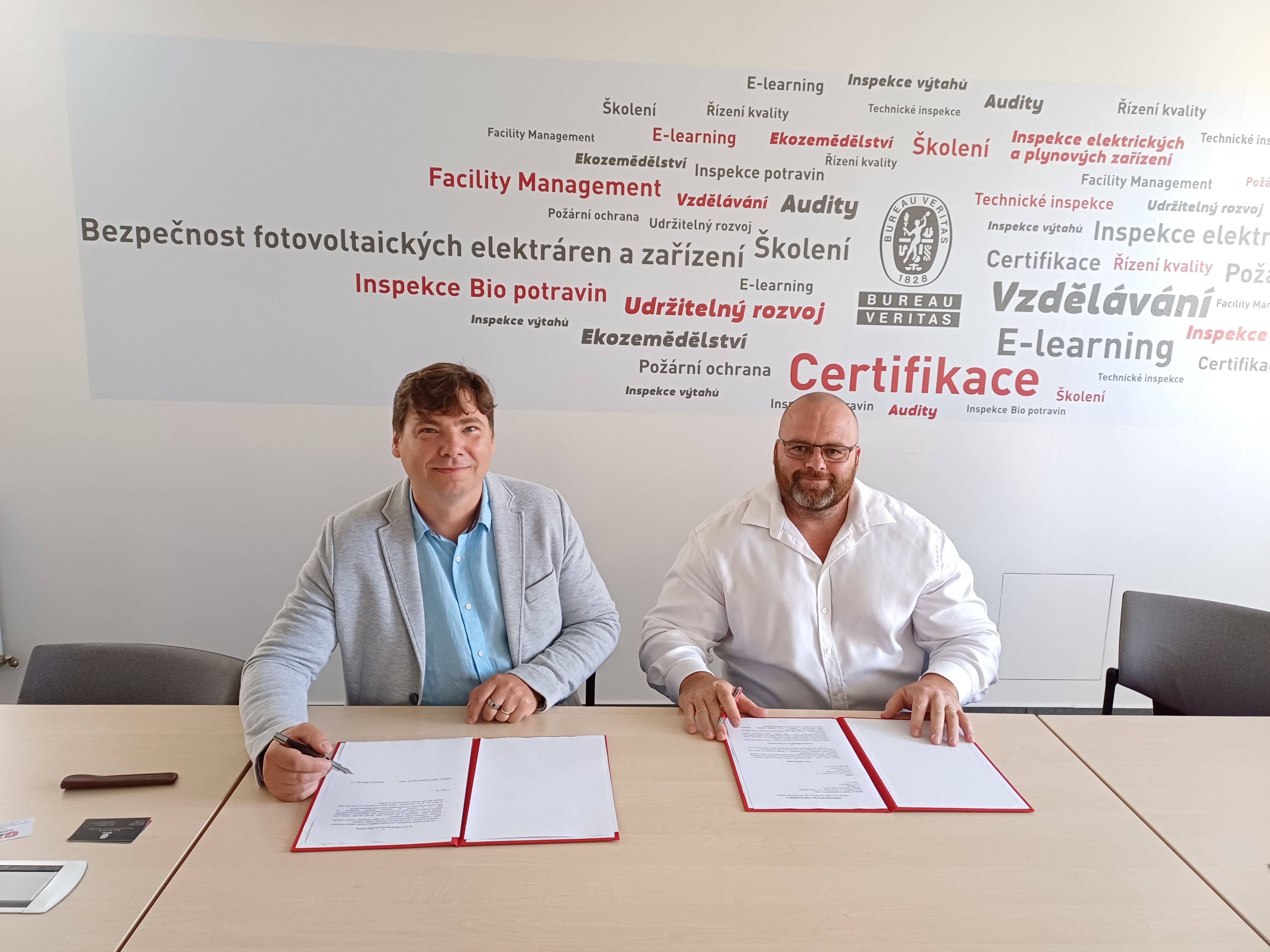 Gumalux Plzeň - Podpis memoranda o spolupráci s Bureau Veritas